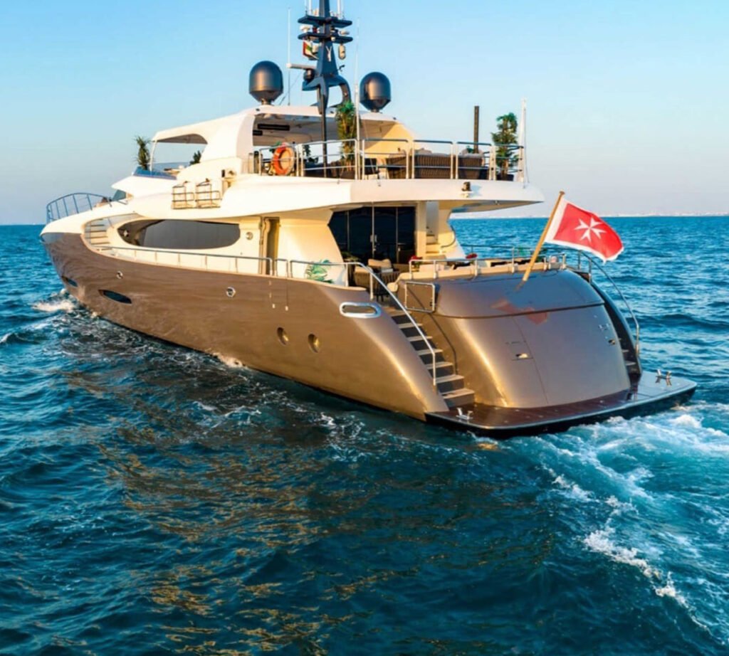 About Us 4 Dubai motor yacht charter