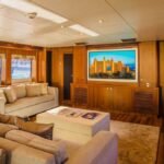 140 ft Ultra Luxury Yacht 40 Guest (6)