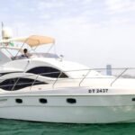 50 ft Luxury Yacht 17 Guest (2)