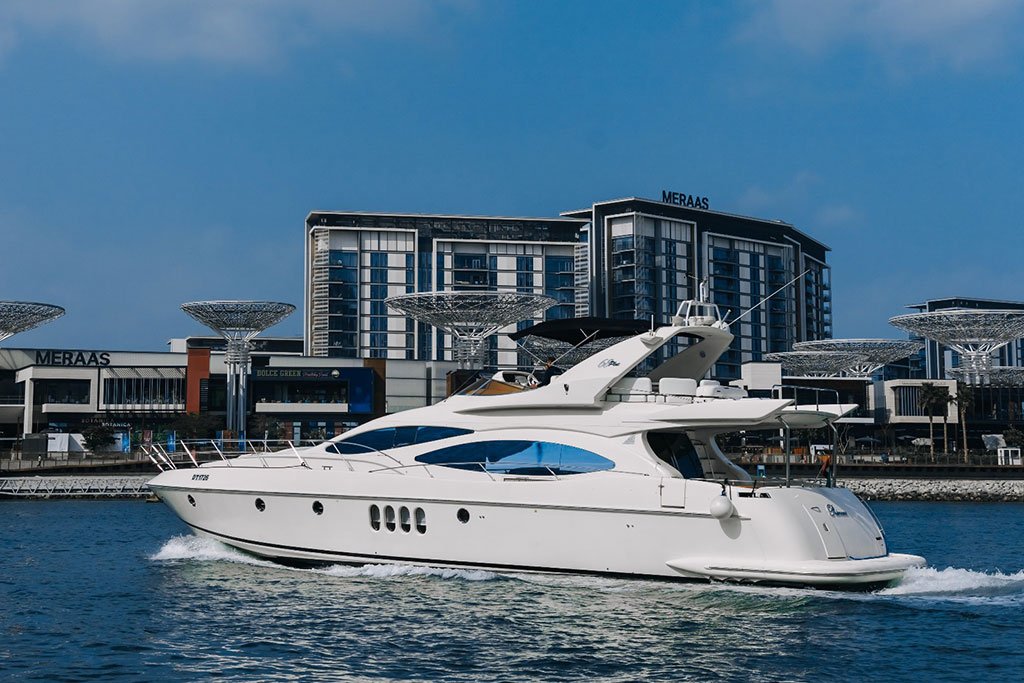 68 ft Luxury Yacht 30 Guest 1 - Aren Yachting Dubai