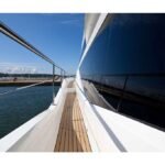 78 ft Luxury Yacht 25 Guest (12)